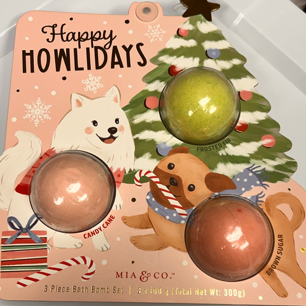 Festive 🦩Bath Bomb Trio - Frosted Pear, Candy Cane, Brown Sugar